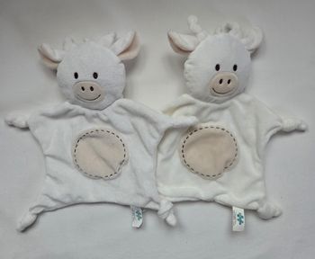 Lot de 2 doudous plat vache / girafe - Evolupharm