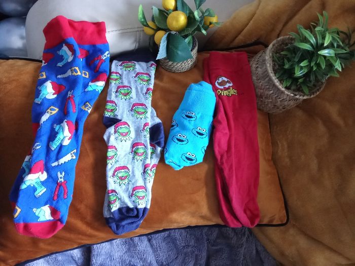 Lot de chaussettes à motifs noël et Pringles