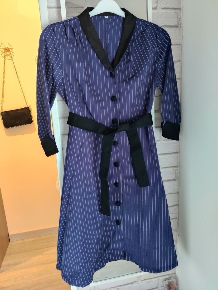 Robe ceinturée vintage rétro rayé bleu foncé des années 1950 Taille M - Neuf