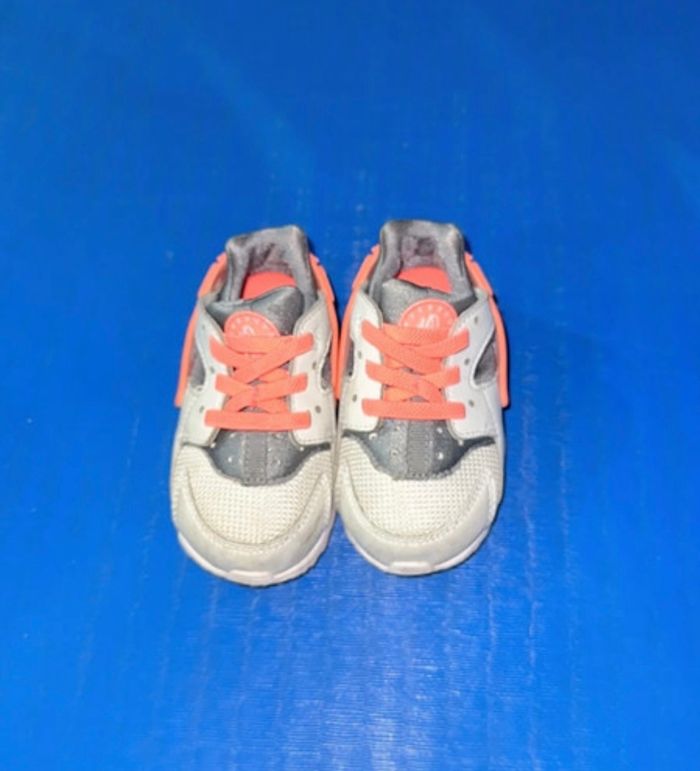Nike huarache taille 21 - photo numéro 3