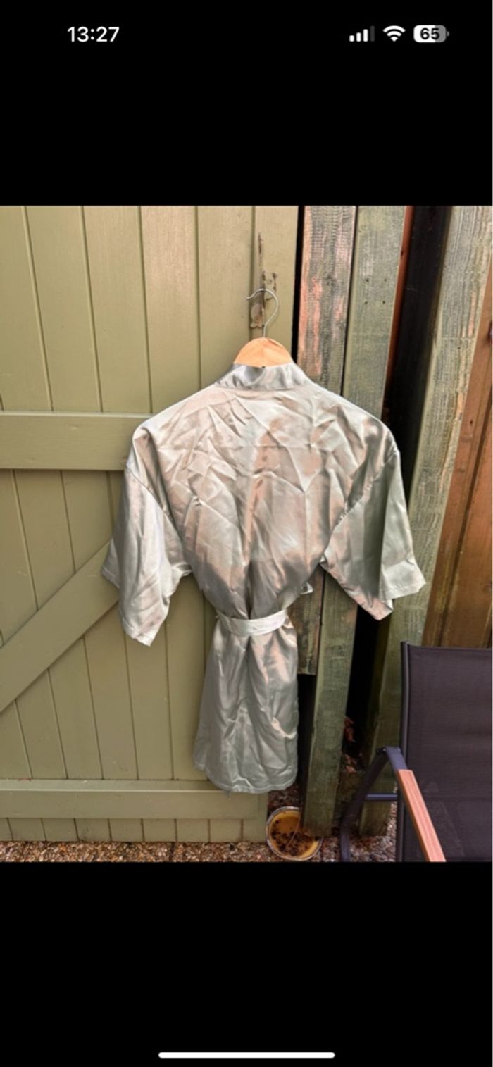 Pyjama et peignoir vert - photo numéro 8