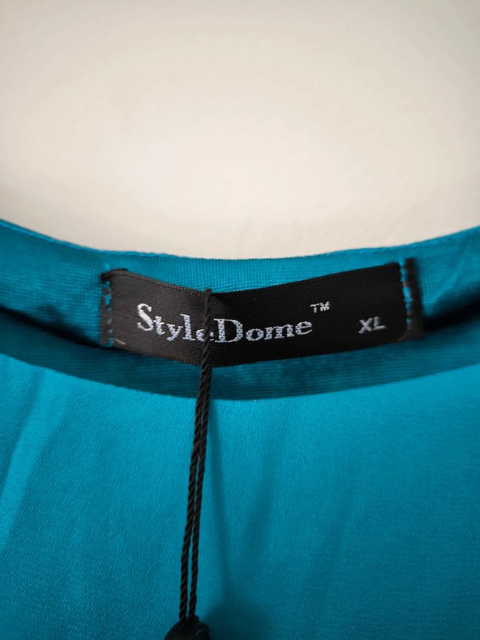 Robe taille XL neuve style dome - photo numéro 3