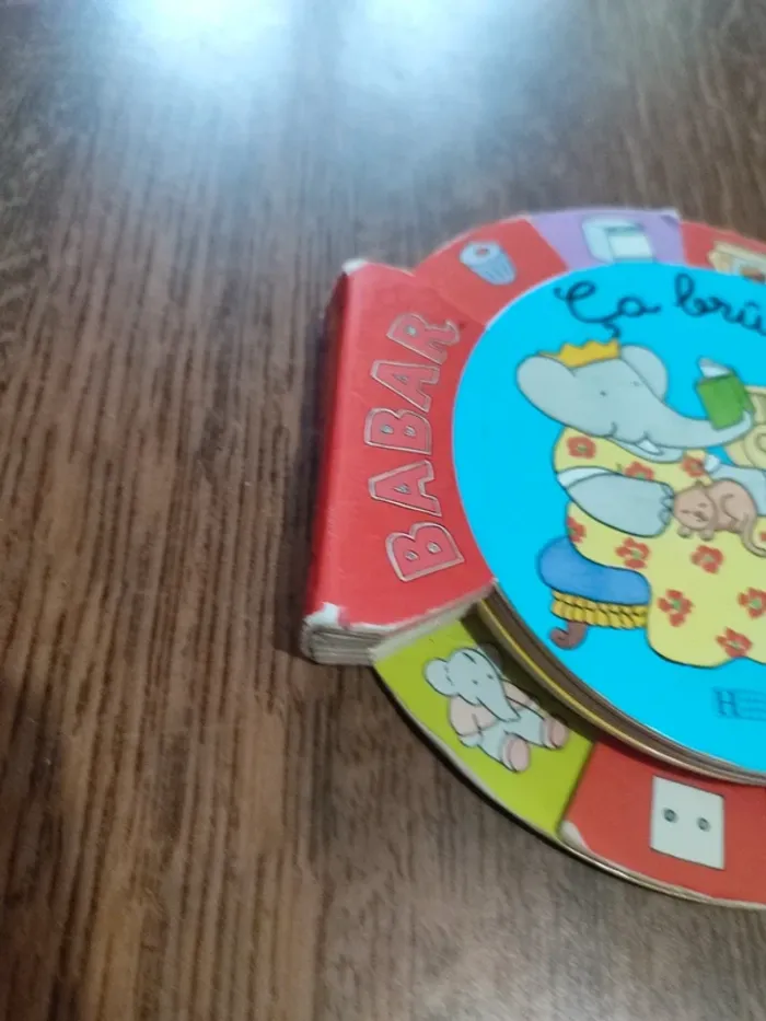 Livre Babar ça brûle - photo numéro 2