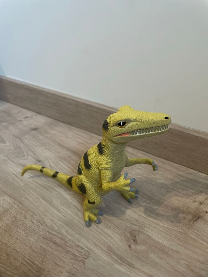 Lot de 3 figurines dinosaures