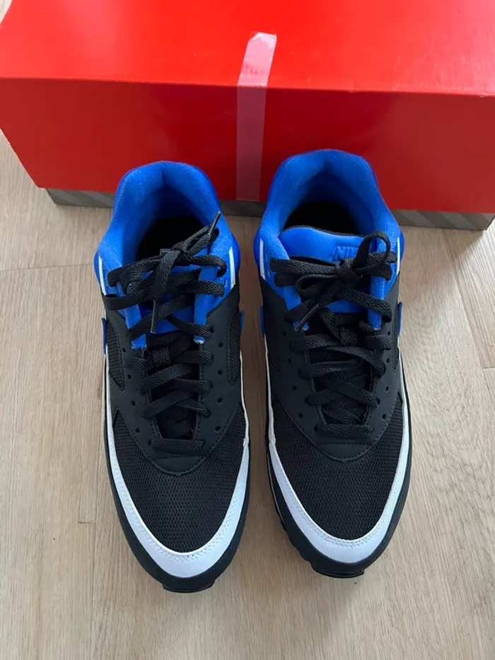 Nike Air Max BW OG White Persan Violet Taille 42,5 - photo numéro 2