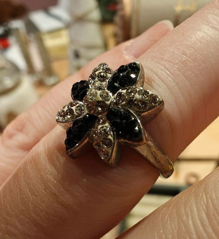 Bague fantaisie fleurs - photo numéro 6