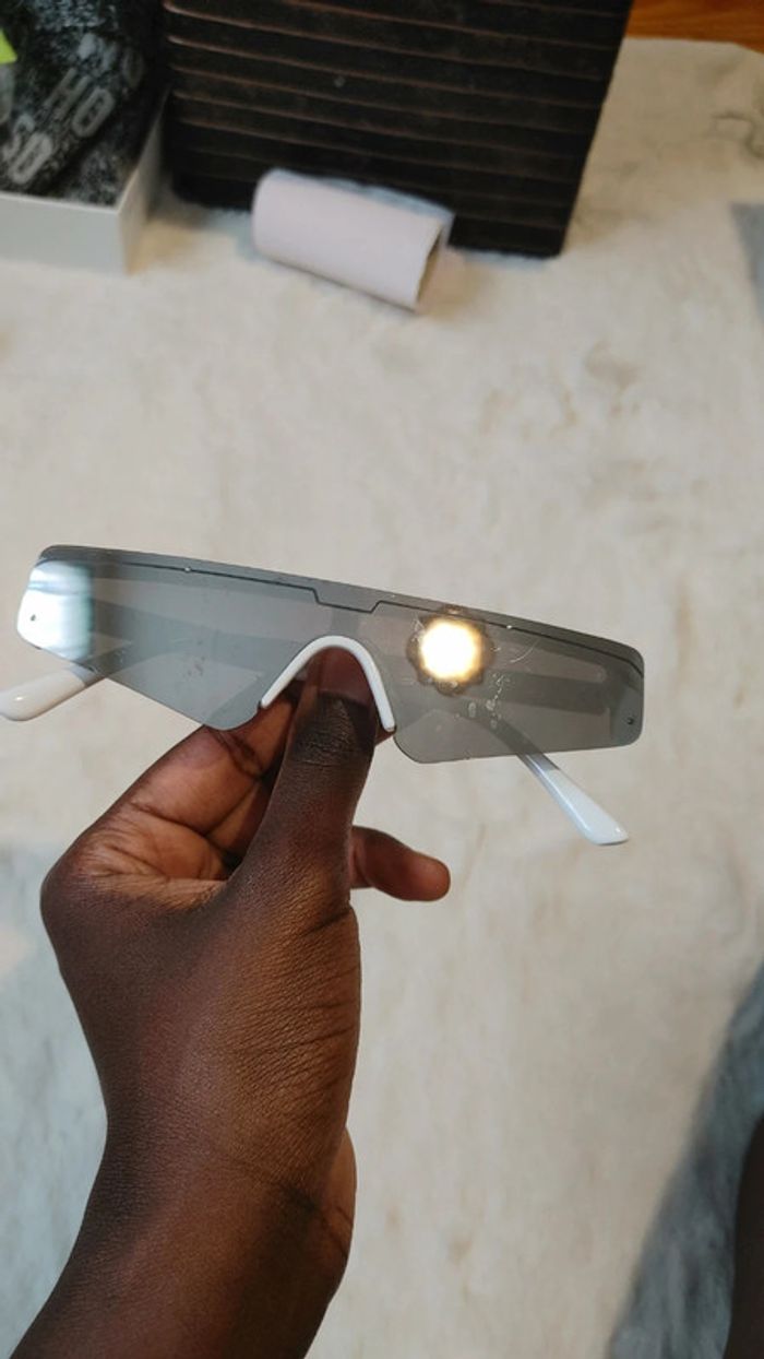Une paire de lunettes vintage style yk2 - photo numéro 3