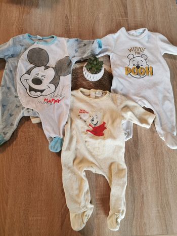 Lot pyjama Disney 3 mois