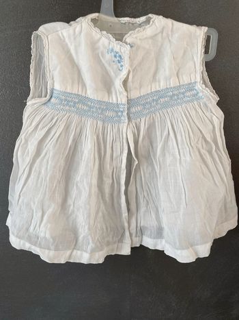 Robe bébé brodée