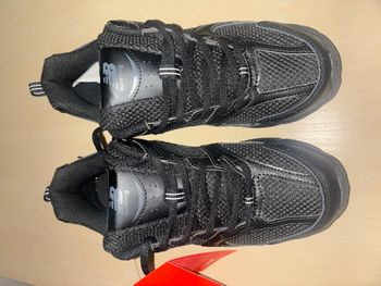 New balance noire taille 40