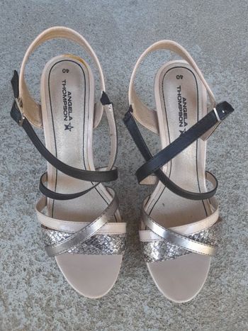 Sandales à talons T40