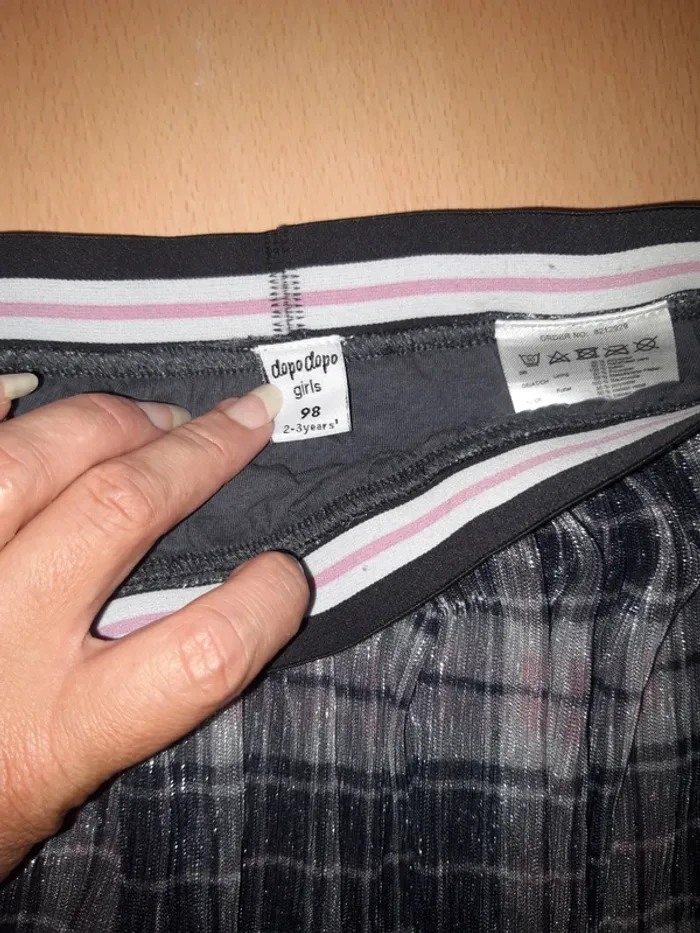 Jupe 98 cm - photo numéro 3