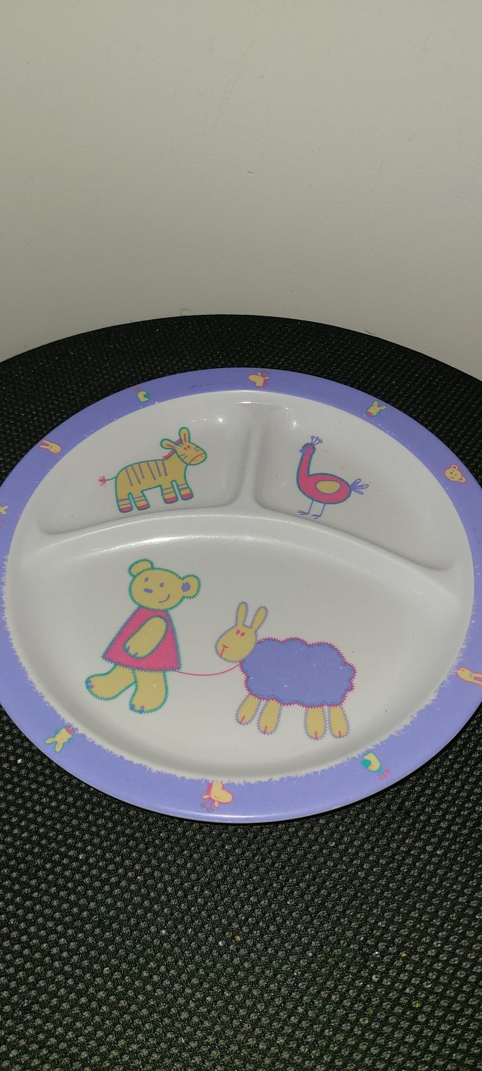 Assiette bébé en mélanine 3 compartiments 6-12 mois Diamètre 21 cms - photo numéro 2