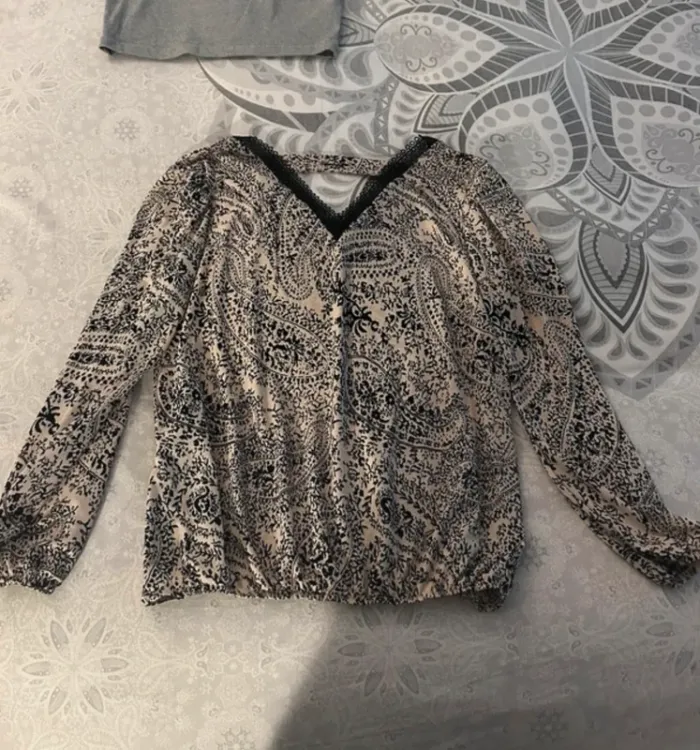 Lot de vêtements taille M - photo numéro 6