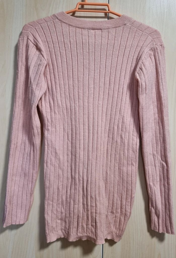 Pull rose col V - photo numéro 2
