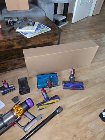 Aspirateur sans fil Dyson V15s Detect Submarine - Nickel satiné jaune/nickel brillant