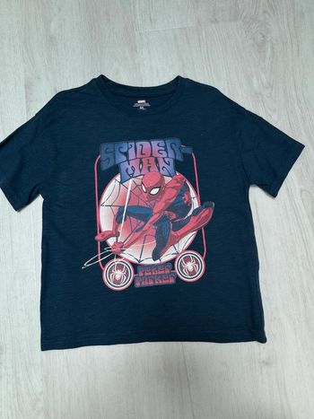 TEE shirt spider man 6 ans