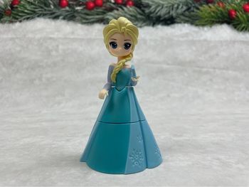 Petite figurine Gashapon Elsa la reine des neiges disney Japon