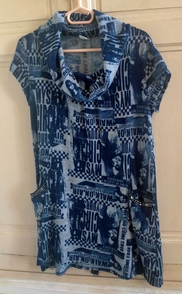 Tunique robe bleue femme/ taille 40-42/ tres bon etat