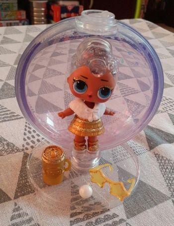 Lol surprise glitter globe Winter Disco