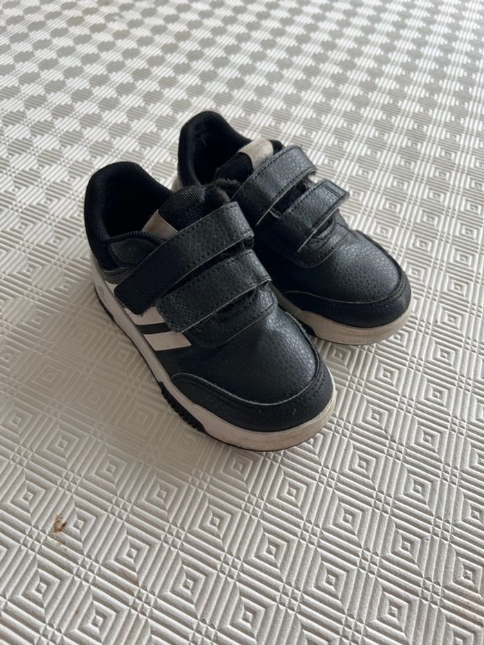 Basket taille 25