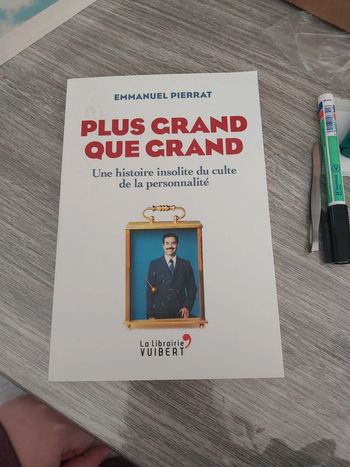 Plus grand que grand livre