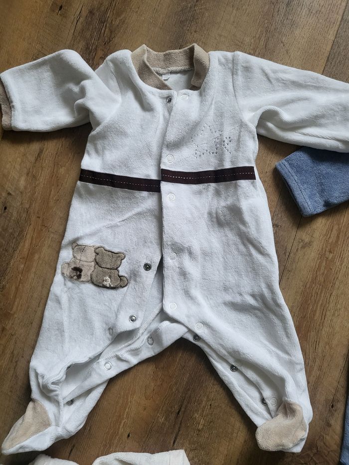 Lot 4 pyjama 1 mois - photo numéro 6
