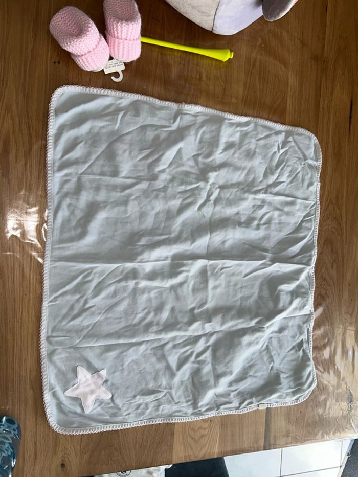 Cadeau naissance chausson lange couverture - photo numéro 4