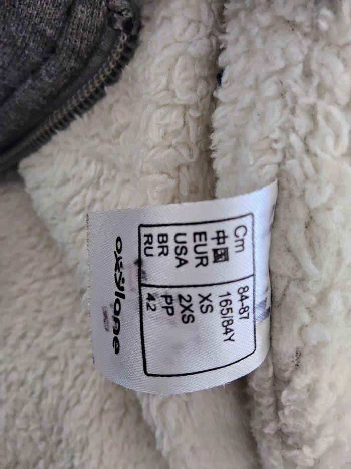Veste a capuche taille XS décathlon - photo numéro 4