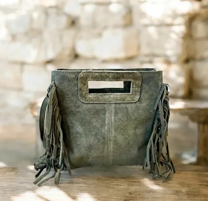 Sac bohème cuir vert avec franges et bandoulière - photo numéro 2