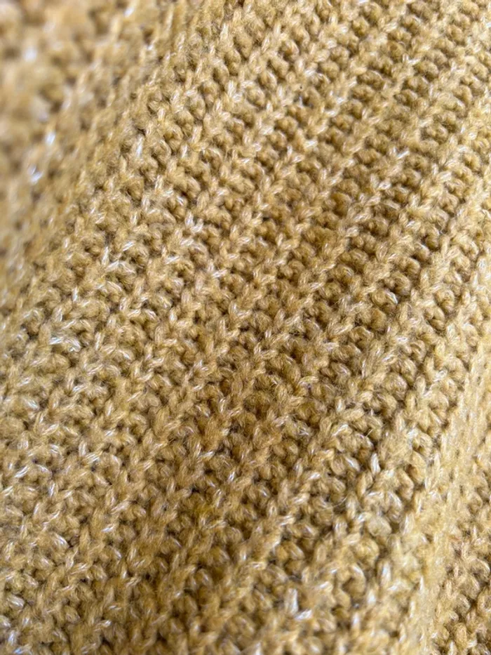 Pull jaune bizzbee - photo numéro 4