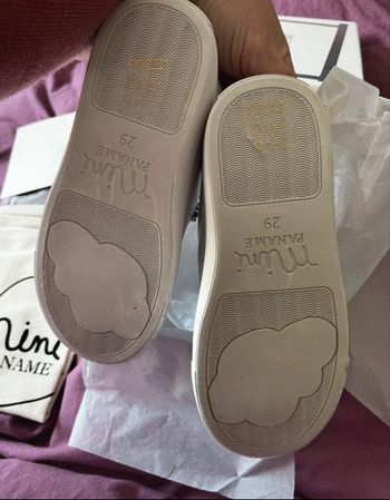 Très belles Baskets fille 29 mini paname