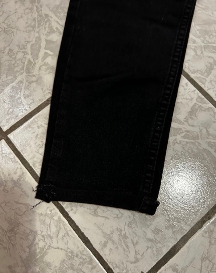Jean skinny noir – Taille XS - Très bon état - photo numéro 2