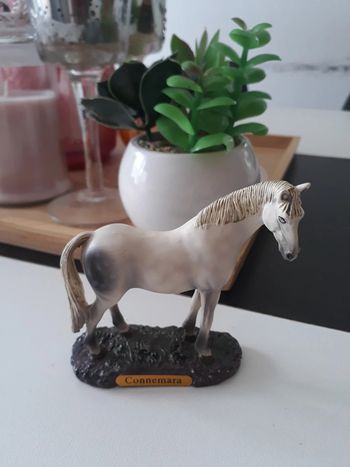 Figurine Cheval de collection Connemara🌿🌈