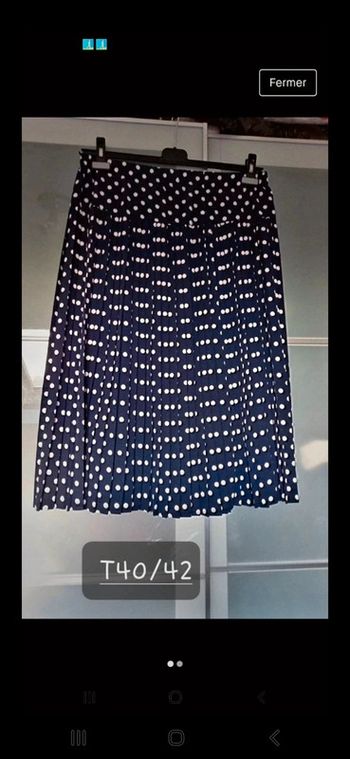 Jupe plissée à pois