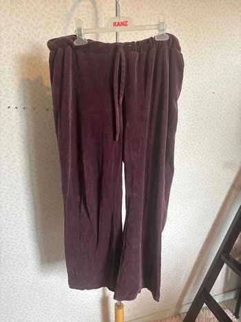 Jogging taille 50/52 marque tissaia