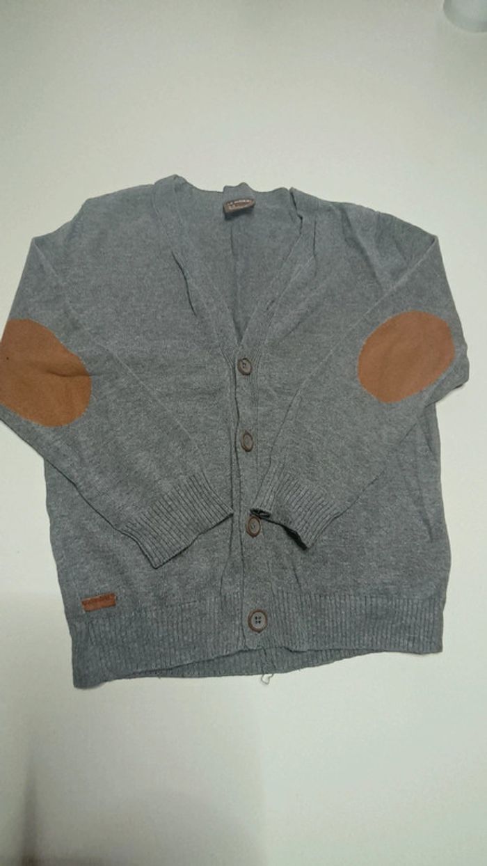 Beau Gillet gris pour garçon 4ans - photo numéro 4