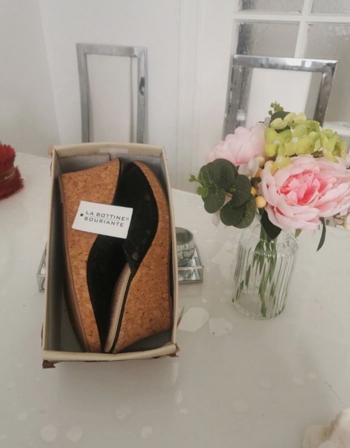 🖤🤍Jolie Paires De Mules Talon Compensé 🖤🤍 - photo numéro 7