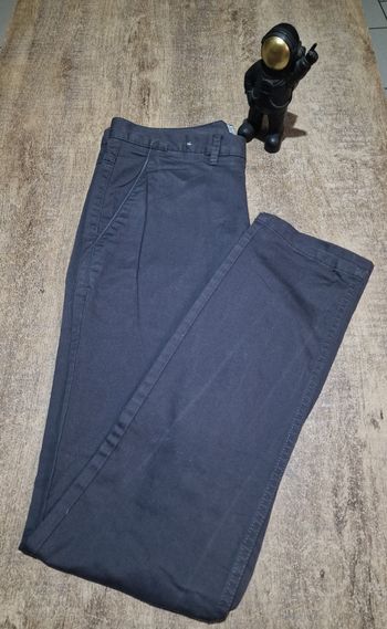 Magnifique pantalon chino zara man taille 38