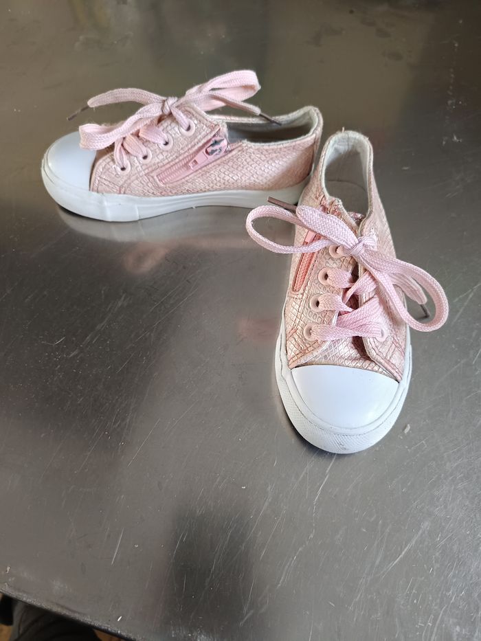 Chaussures fille taille 26