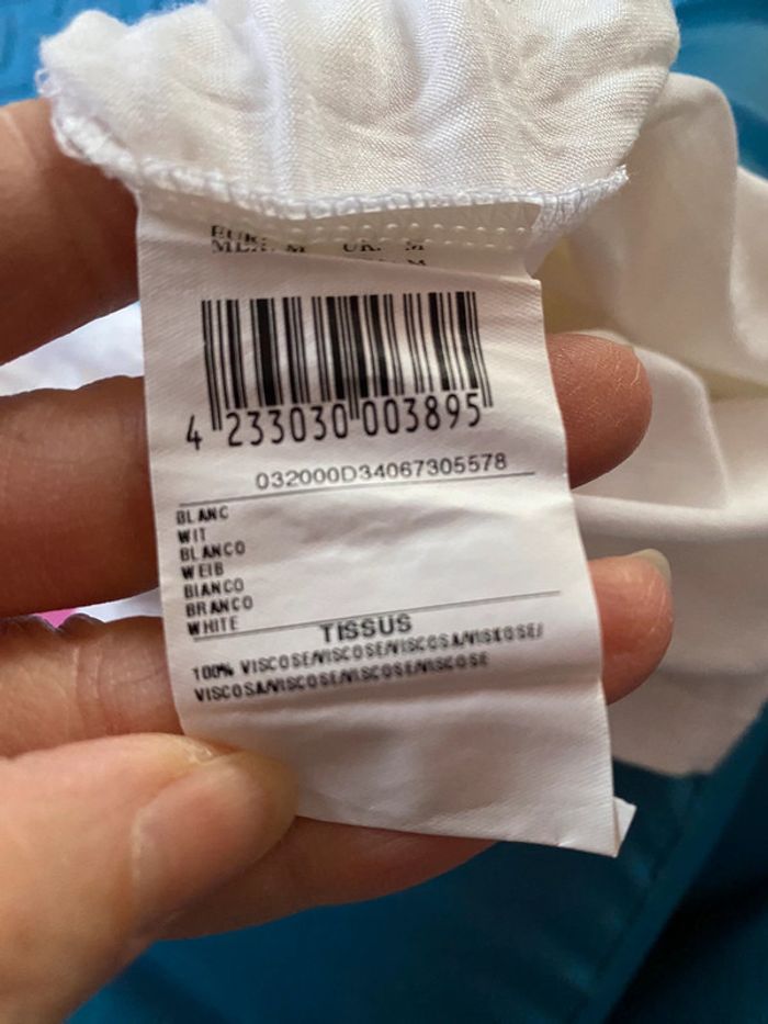 T-shirt « a world with love » Jennyfer Taille M - photo numéro 3