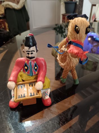 Figurines turcs artisanales 