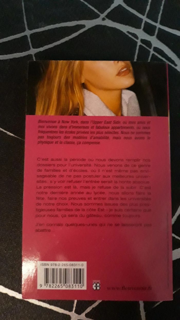 Livre: Gossip girl - photo numéro 2