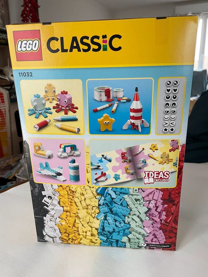 Boîte Classic Lego 11032 Neuve (1500 pièces) - photo numéro 2