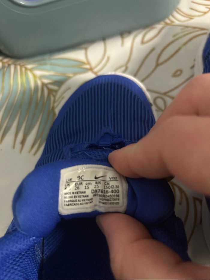 Baskets Nike bleu comme neuves ! - photo numéro 3