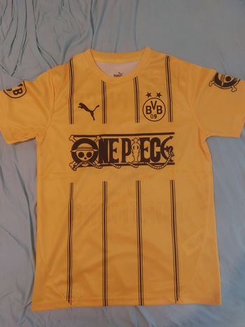 Maillot Borussia Dortmund x One piece taille M neuf