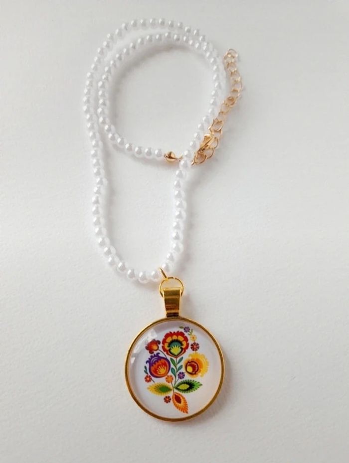 Collier perle et fleurs - photo numéro 2