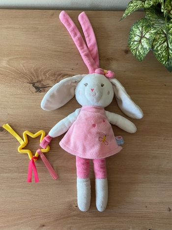 Doudou peluche lapin blanc robe rose papillon étoile sucre d’orge