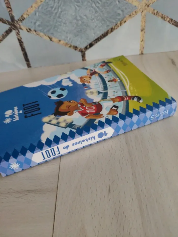 Livre enfant jeunesse 10 histoires de foot Fleurus - photo numéro 5