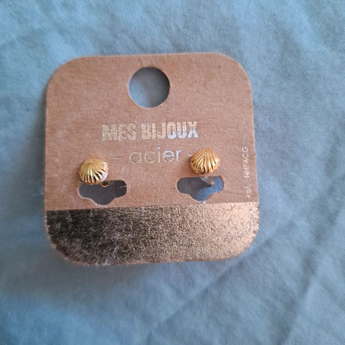 Boucle d'oreille fille